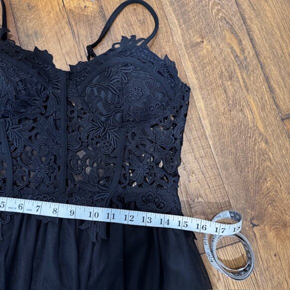 Black Lace Bustier Maxi Whimsigoth Prom Dress Sheer Overlay – Size Large NWT - Picture 9 of 9